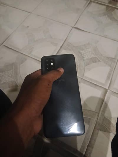 infinix hot 10  6 128