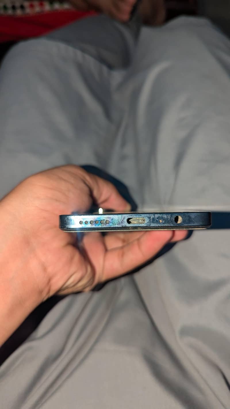 Tecno common 20 1