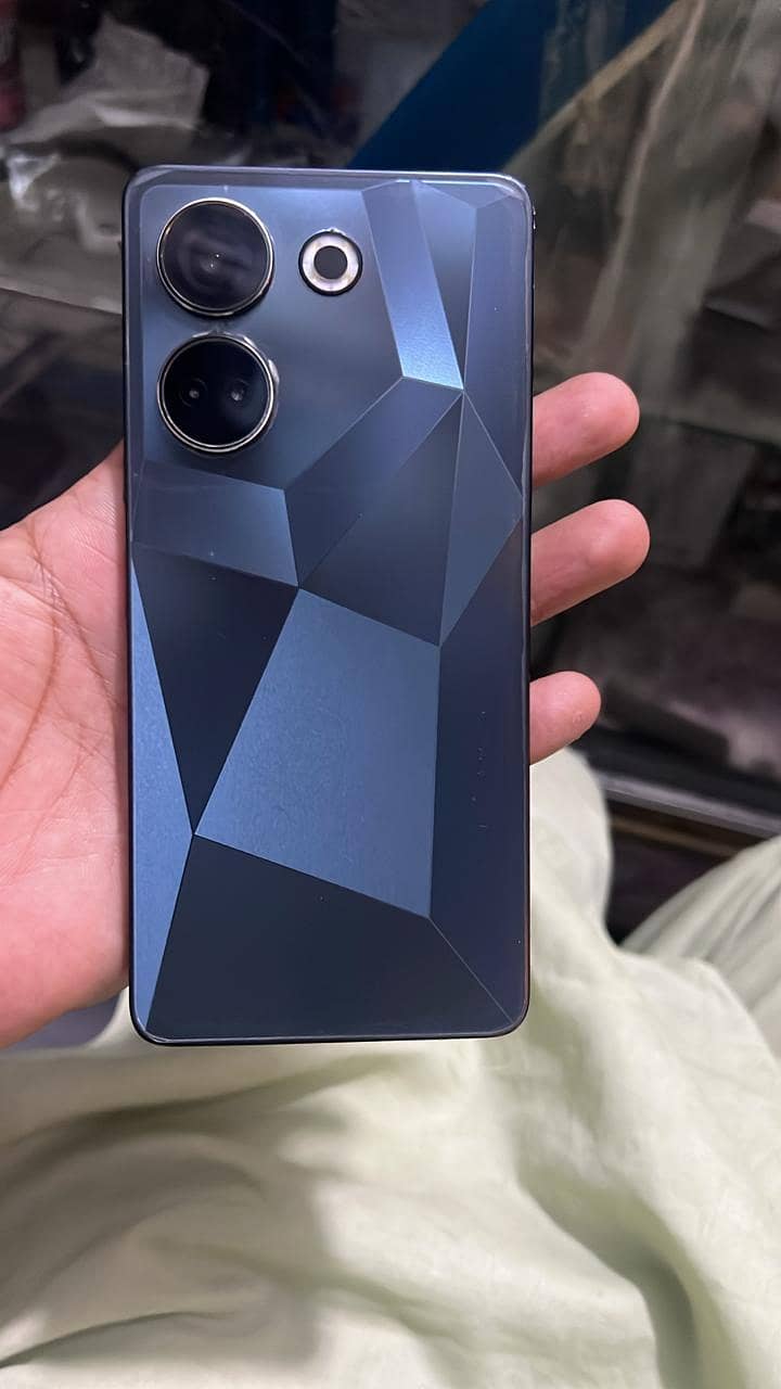 Tecno camon 20 pro 1