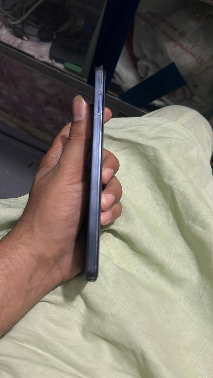 Tecno camon 20 pro 4
