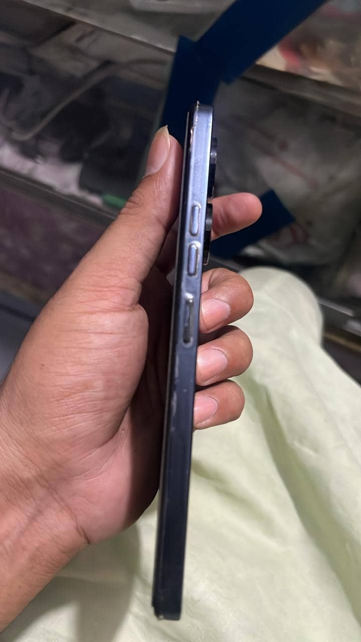 Tecno camon 20 pro 5