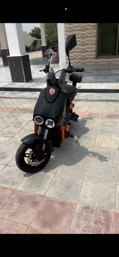 Metro LY super bike good condition