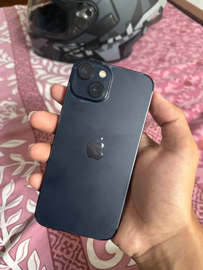 iphone 13 Midnight Colour