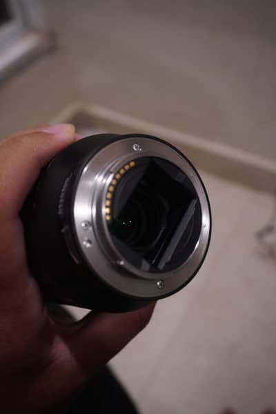 URGENT SALE: Sony 24-70 f/4 FE Zeiss Lens
