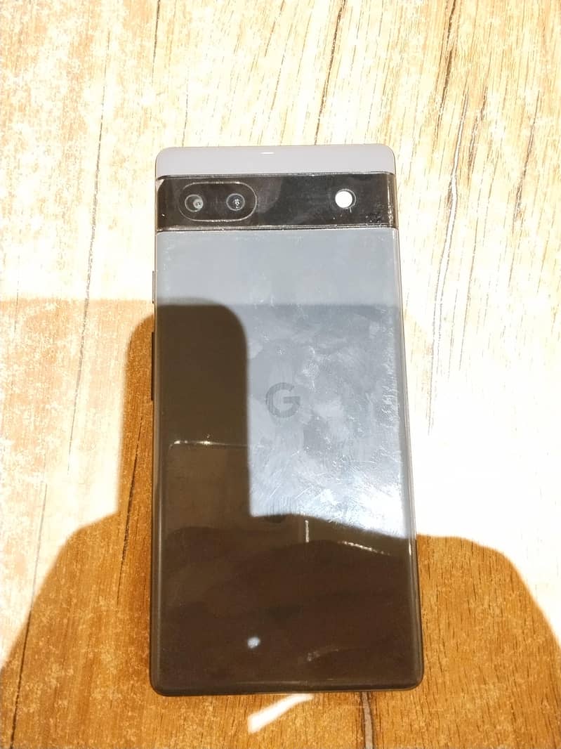 Google Pixel 6a 1