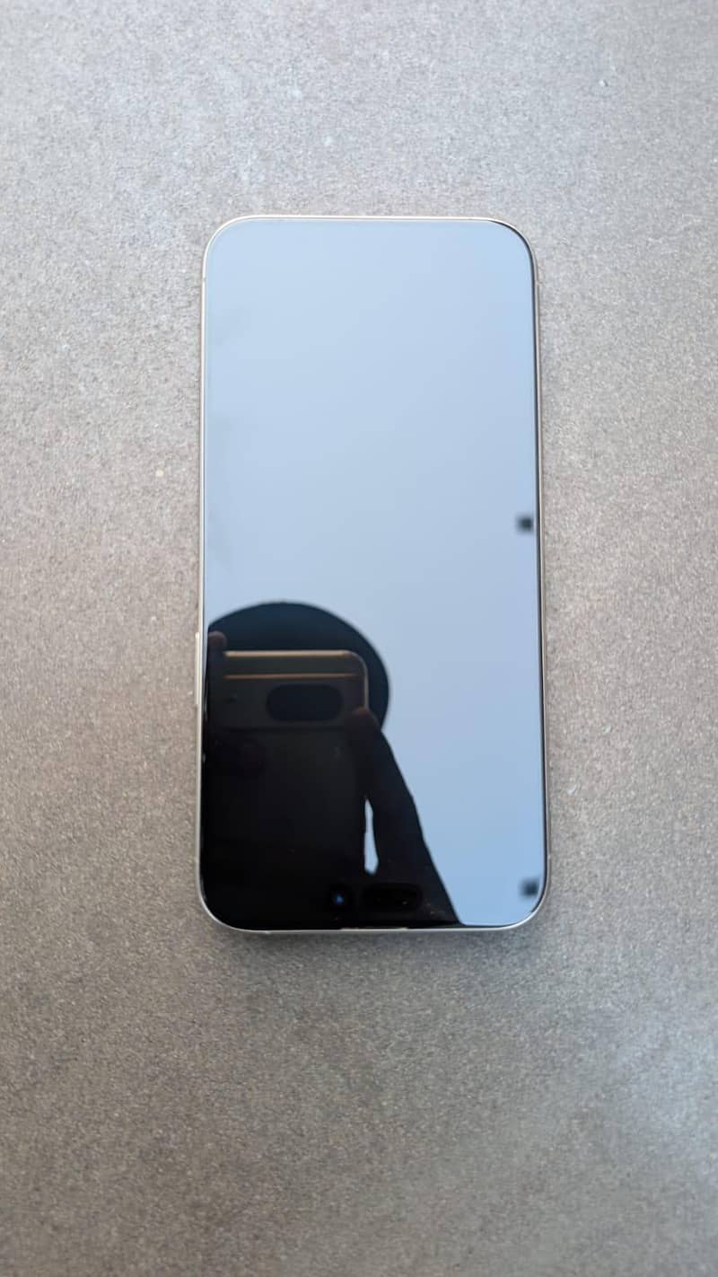 Iphone 15 pro max 2