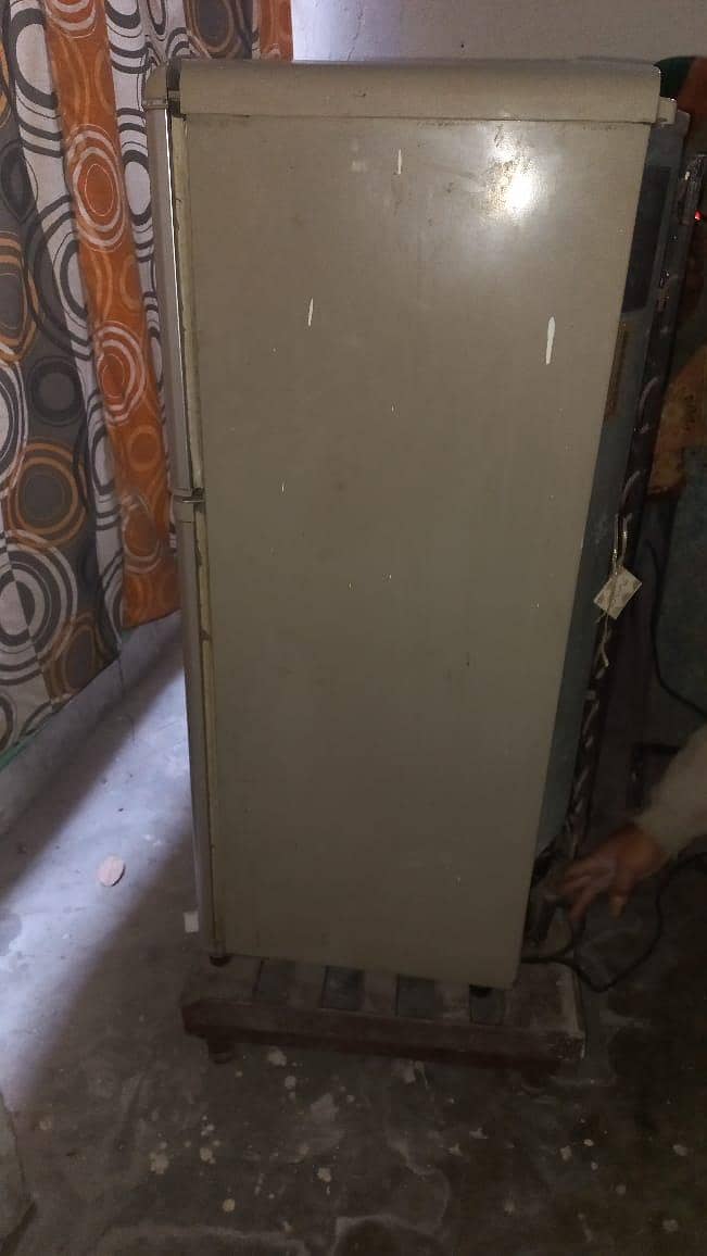 Fridge 4