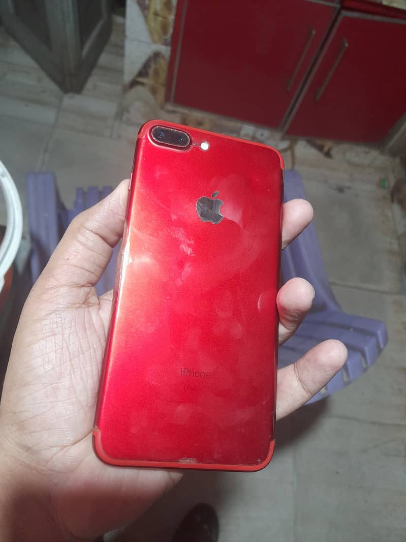 Apple iPhone 7 Plus 1