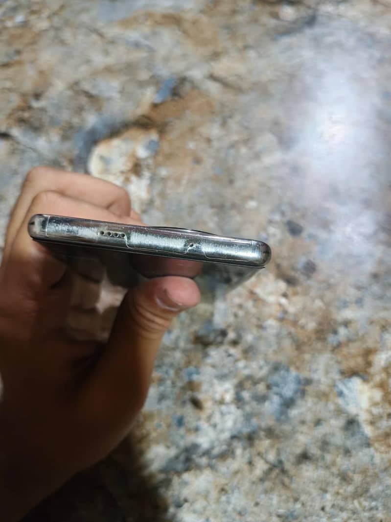 Tecno spark 20 pro plus 5