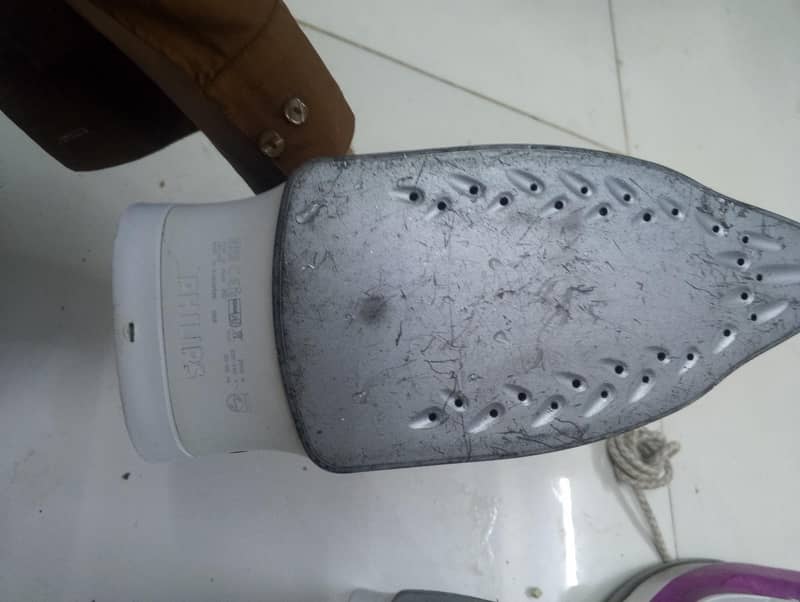 PHILIPS iron 9