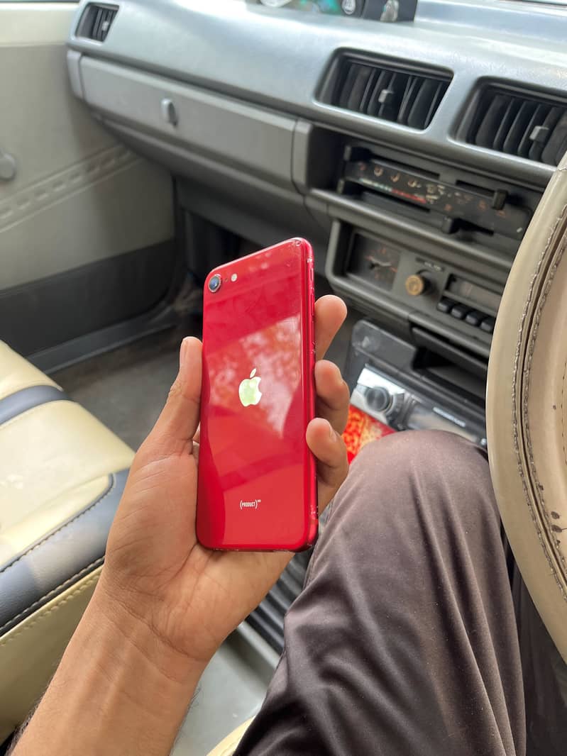 iPhone Se 2 2