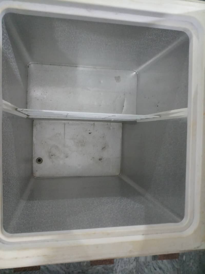 Waves 9cft Deep Freezer 2