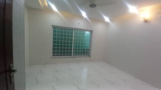 7 MARLA NEW DOUBLE UNIT HOUSE FOR SALE