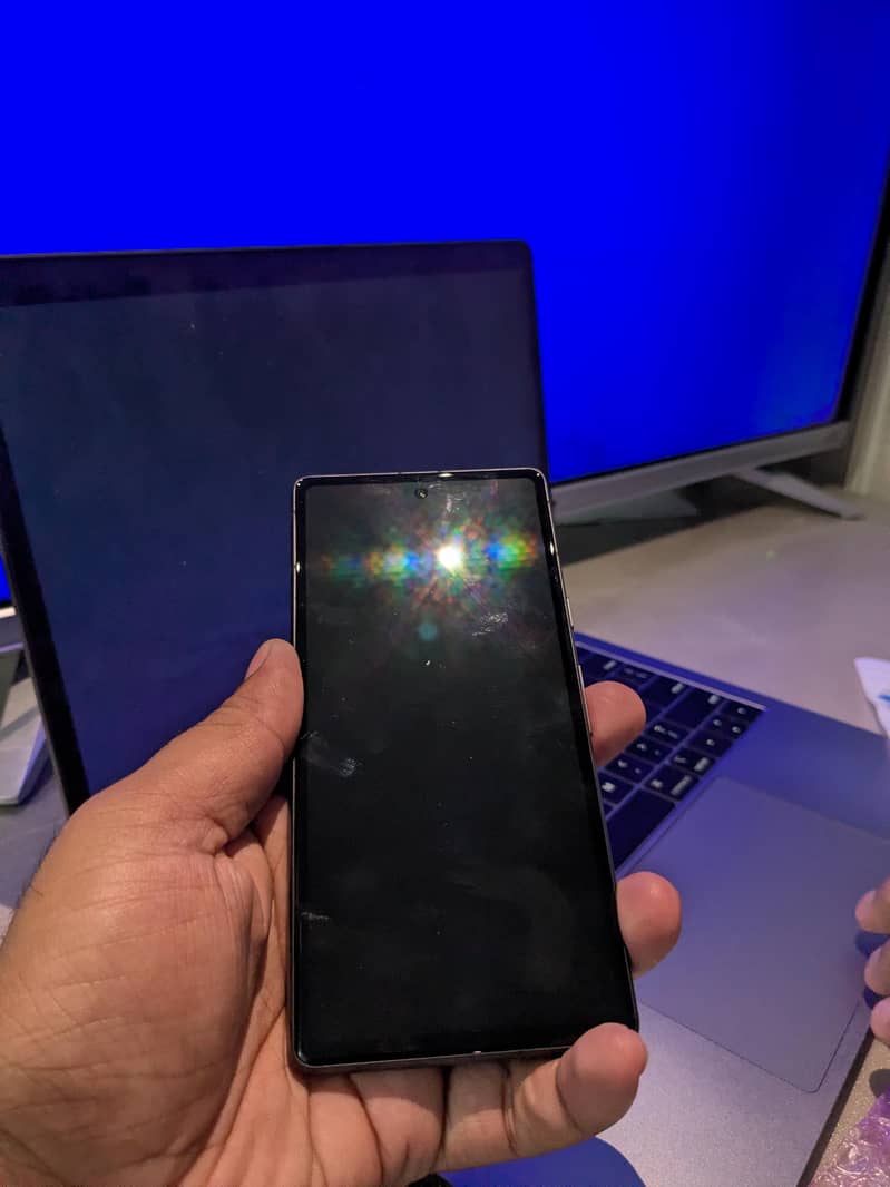 GOOGLE Pixel 7A 3