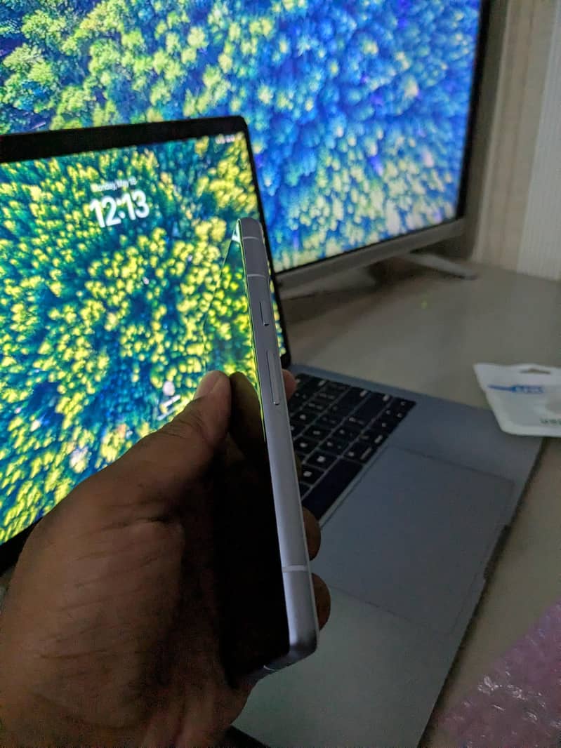 GOOGLE Pixel 7A 6