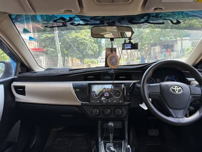 Toyota Corolla Altis 2014