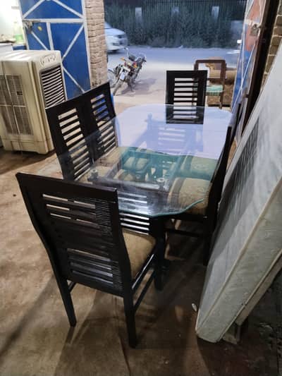 dining table with six chairs/ dining table for sale
