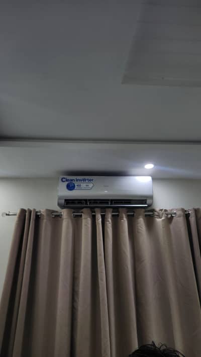 One ton ac dc