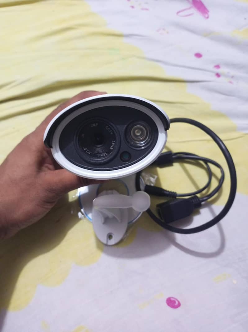 camera 1