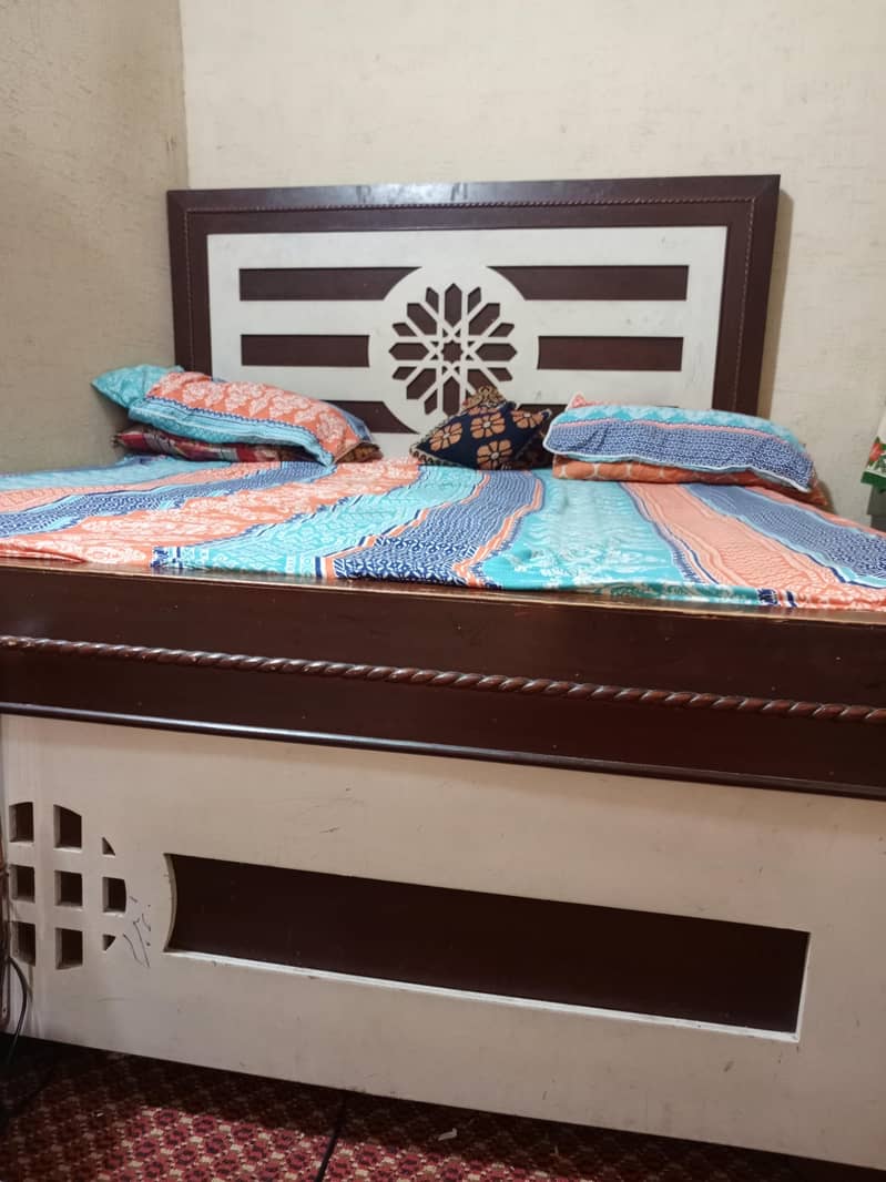 king size bed 1