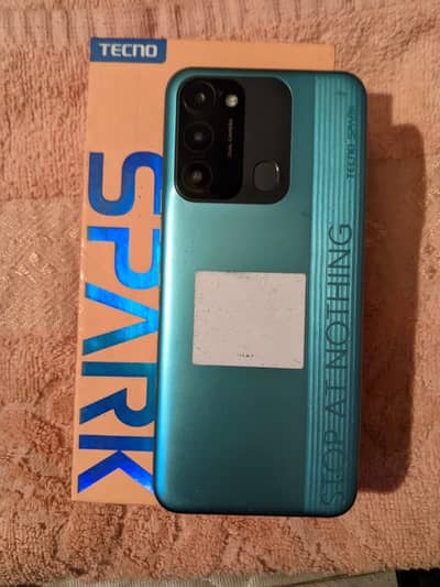 Tecno spark 8c with box
