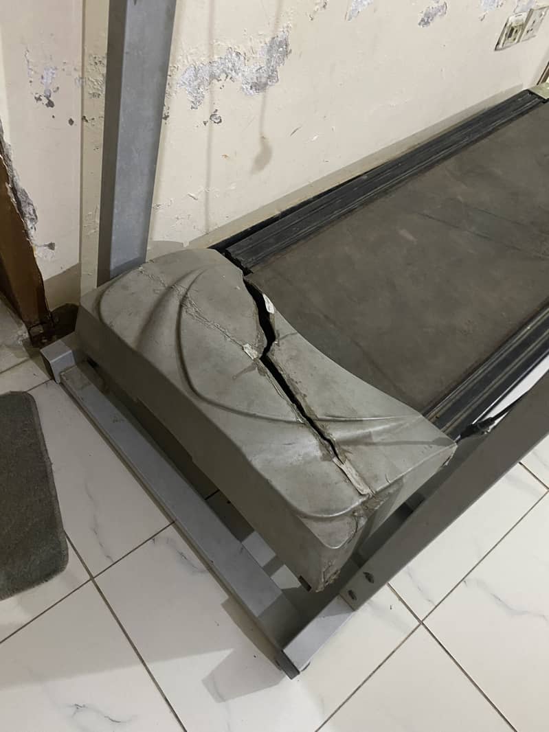 Treadmill 0