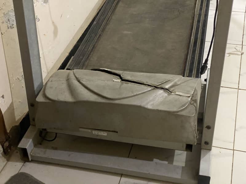 Treadmill 6