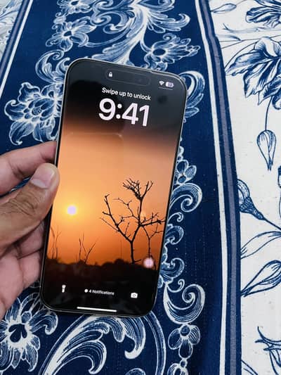 iPhone 16 Pro Max (Factory Unlock)