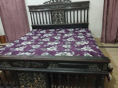 Wooden King Size Bed for Sale