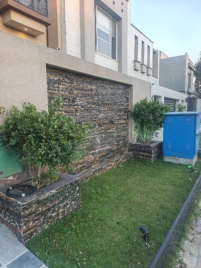 Central Block Modern House Ideal House In Lahore Available For Rs. 2850000