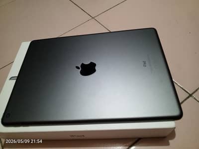 Apple iPad 9th Generation 64GB Slightly Used 10/10 condition