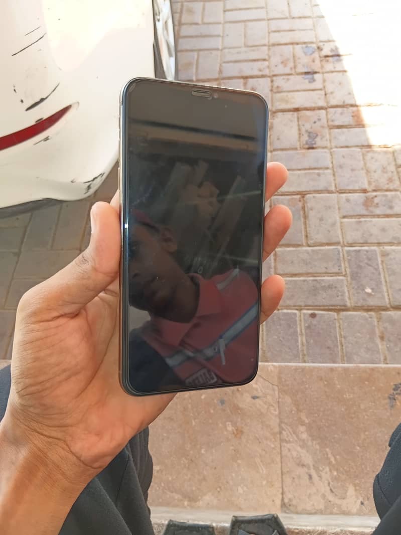 Iphone xs max 0