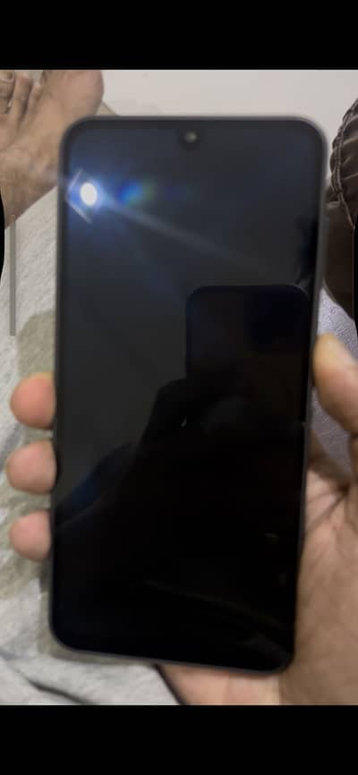 Samsung Galaxy A17  16 title is liye ha OLX ki list pe a nae raha