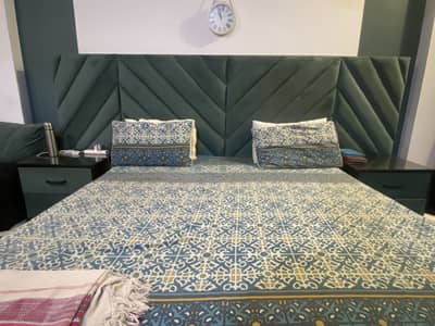 King size bed for sale