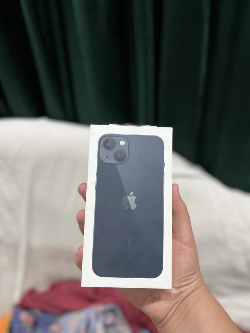 iPhone 13 2