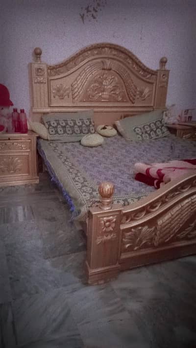 bed set good condition