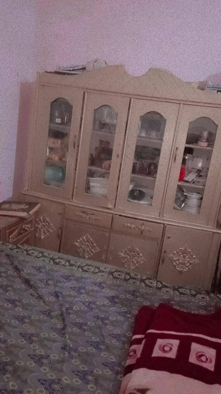 bed set good condition 3