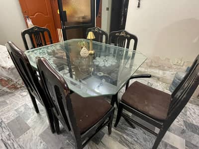 Iron table with 6 wooden chairs