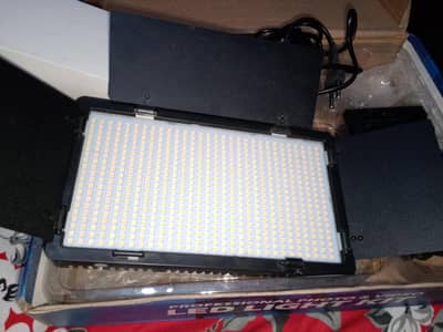 I want to sell this Led Light u600