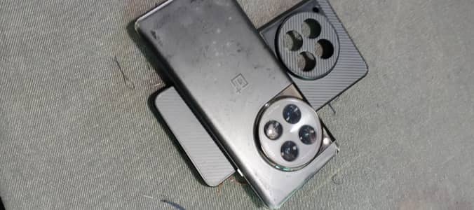 OnePlus 12 Official PTA for Sale . . .