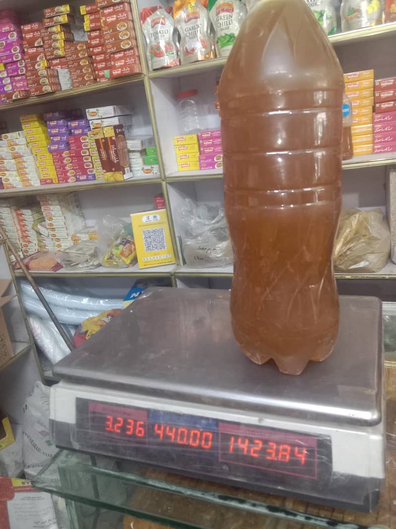 دیسی شہد  دستیاب ہے 3