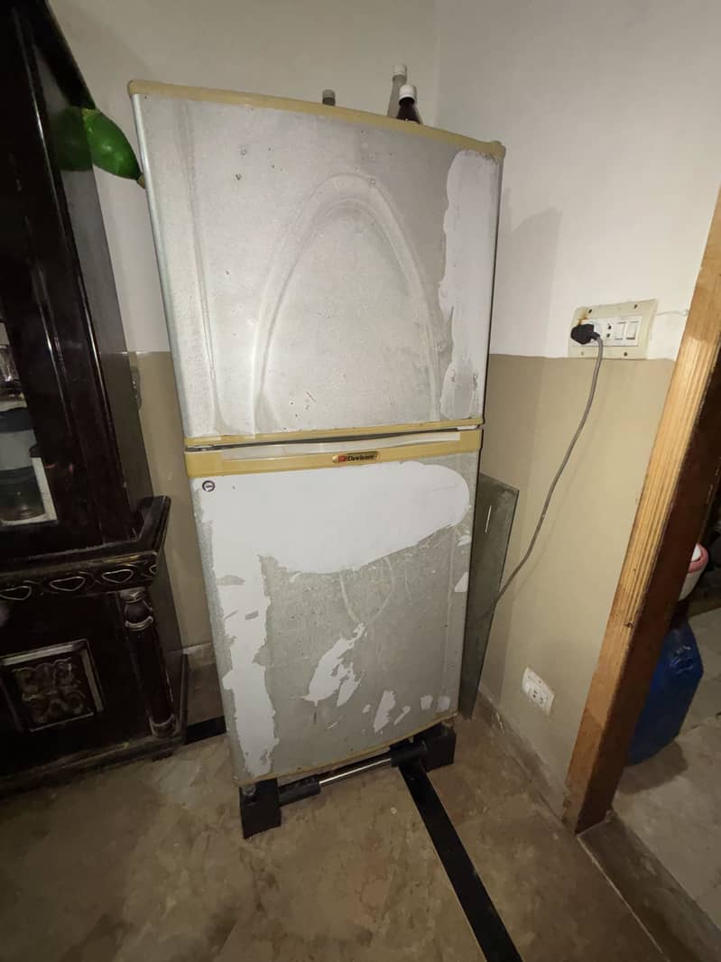 Fridge good condition 1