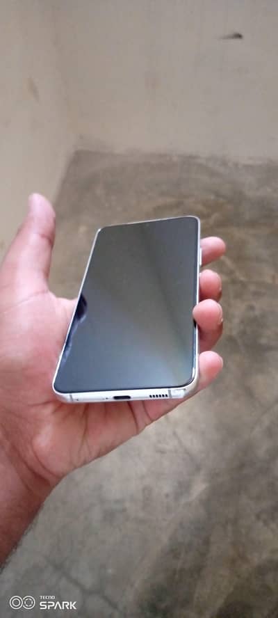 Samsung Galaxy S22 Plus with box