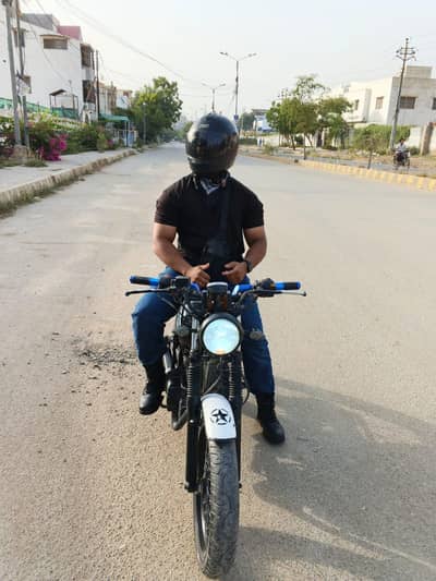 High speed cafe racer