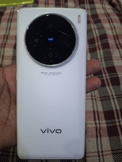 Vivo x100 12/256 flagship  model