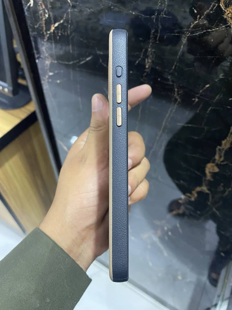 iPhone 15 Pro Max Case 1