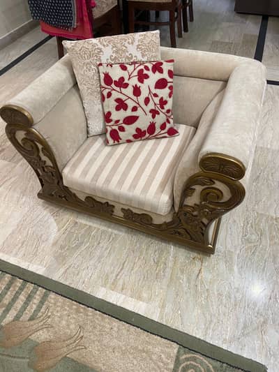 Elegant six seaters sofa set without tables