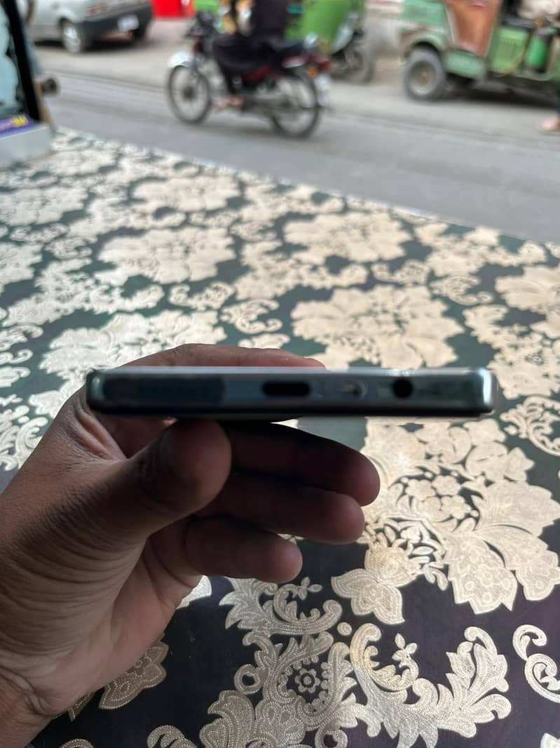 Tecno camon 30 5