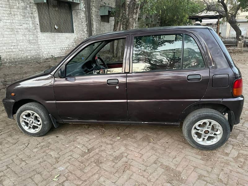 Daihatsu Course automatic 3