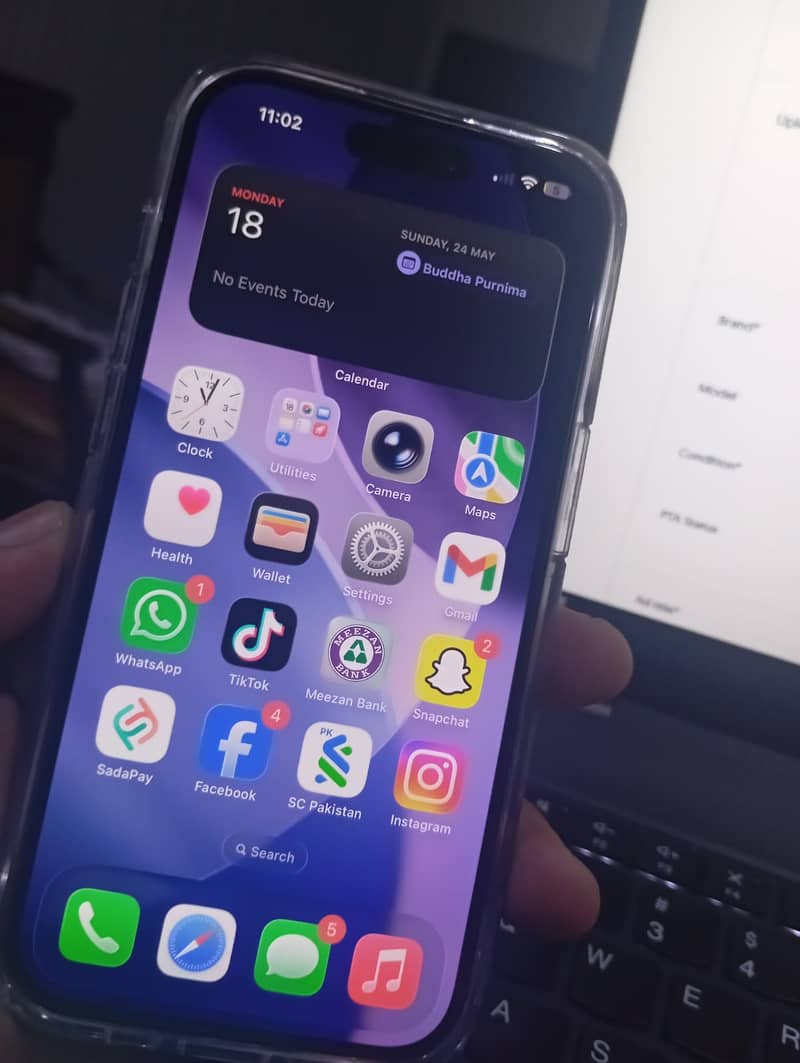 Apple iPhone 14 Pro 0